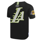 NBA LOS ANGELES LAKERS UNDER THE LIGHTS MEN'S SINGLE JERSEY TEE (BLACK)
