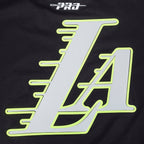 NBA LOS ANGELES LAKERS UNDER THE LIGHTS MEN'S SINGLE JERSEY TEE (BLACK)