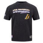 NBA LOS ANGELES LAKERS T-SHIRT CHROME EN JERSEY DE COTON À ÉPAULES TOMBANTES POUR HOMME (NOIR DÉLAVÉ)