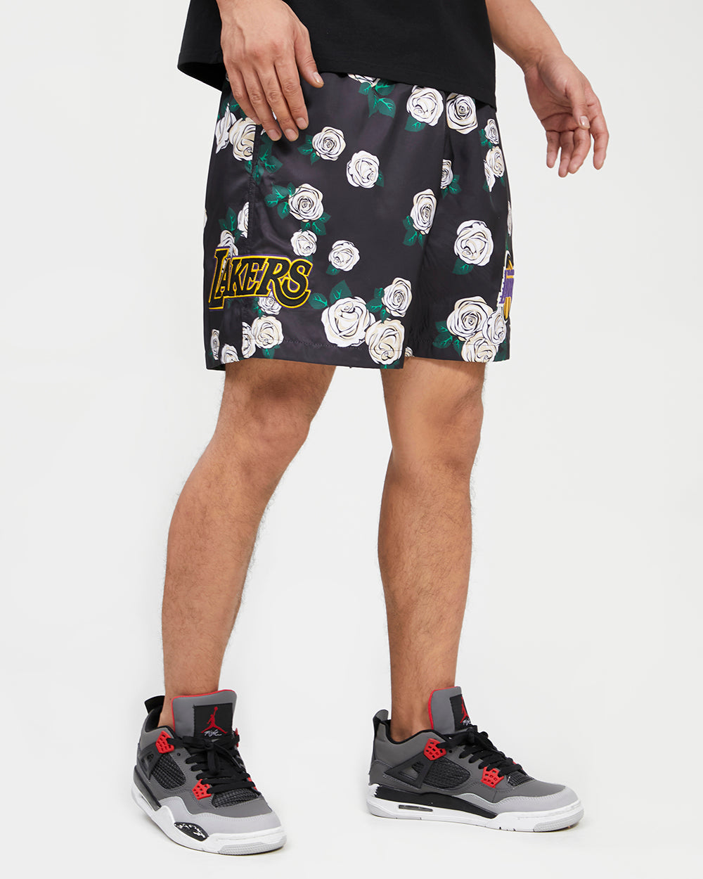 NBA LOS ANGELES LAKERS ROSES AOP MEN'S WOVEN SHORT (BLACK/MULTI)