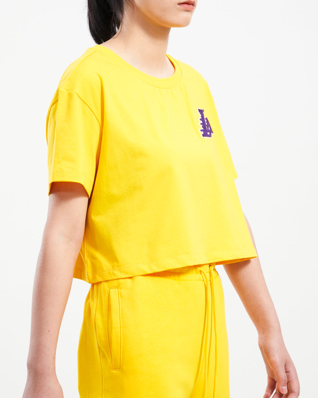 BLLA54987-YEL-MODEL-3