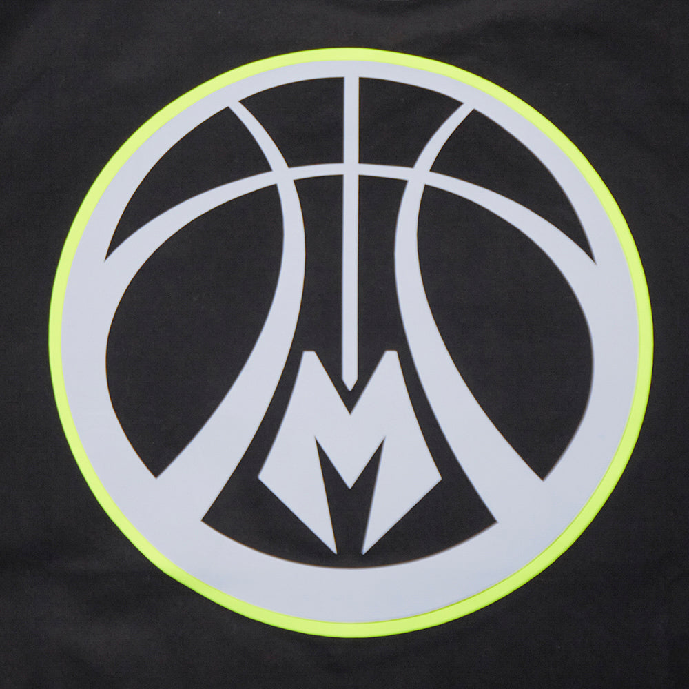 NBA MILWAUKEE BUCKS UNDER THE LIGHTS MEN'S SINGLE JERSEY TEE (BLACK)