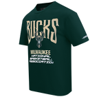 NBA MILWAUKEE BUCKS CITY TOUR 2.0 T-SHIRT EN JERSEY DE COTON À ÉPAULES TOMBANTES POUR HOMME (VERT FORÊT)