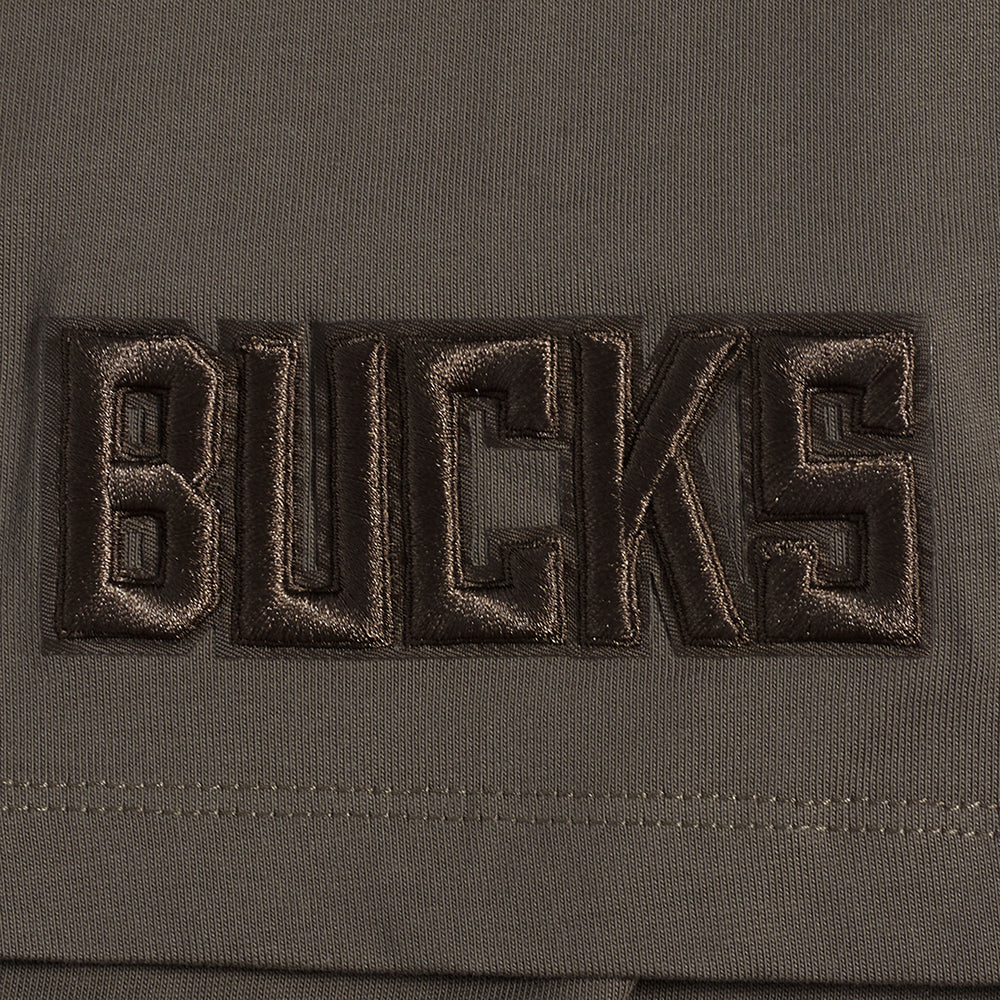 NBA MILWAUKEE BUCKS NEUTRAL T-SHIRT À ÉPAULES TOMBANTES POUR HOMME (TAUPE FONCÉ)