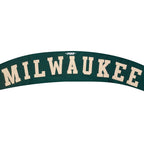 NBA MILWAUKEE BUCKS WINGSPAN T-SHIRT À MANCHES LONGUES ET À ÉPAULES TOMBANTES POUR HOMME (VERT FORÊT)