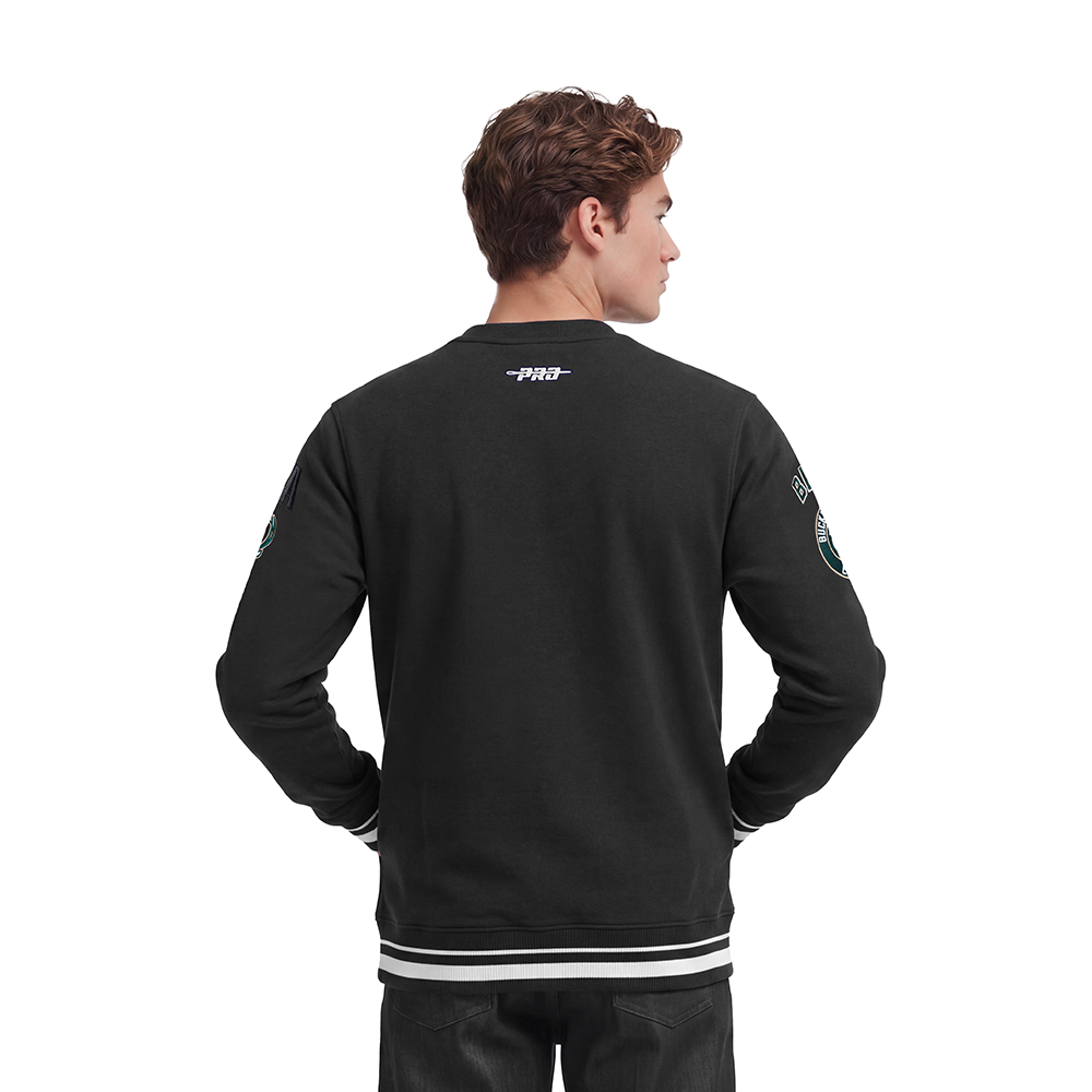 BMB554286-BLK-MODEL-2
