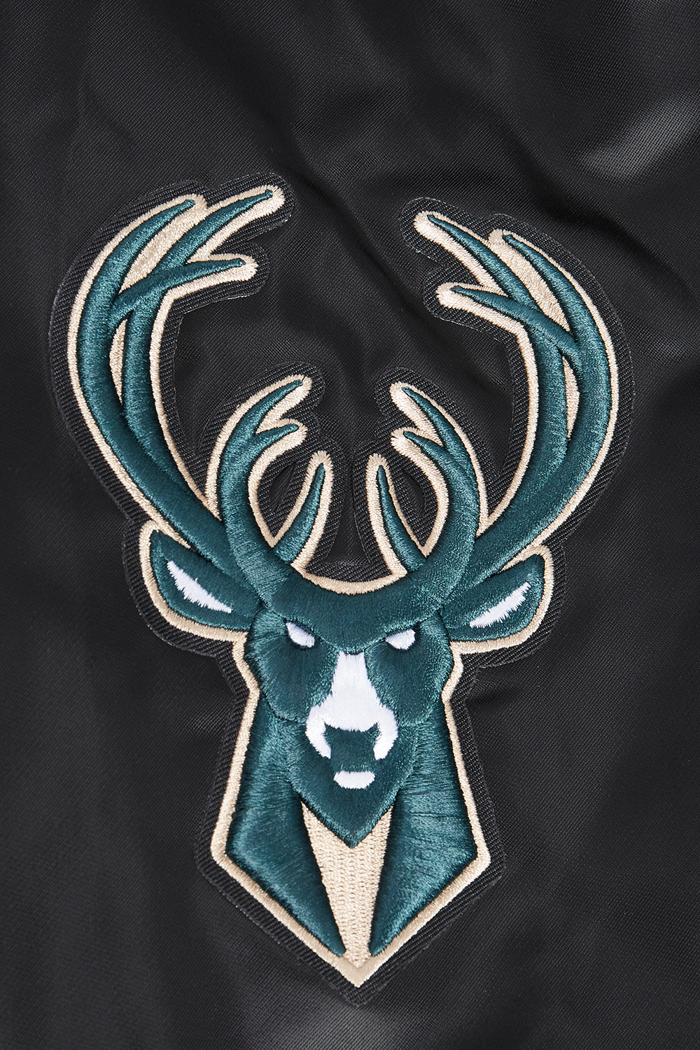 NBA MILWAUKEE BUCKS SCRIPT TAIL MEN'S SATIN JACKET (BLACK)