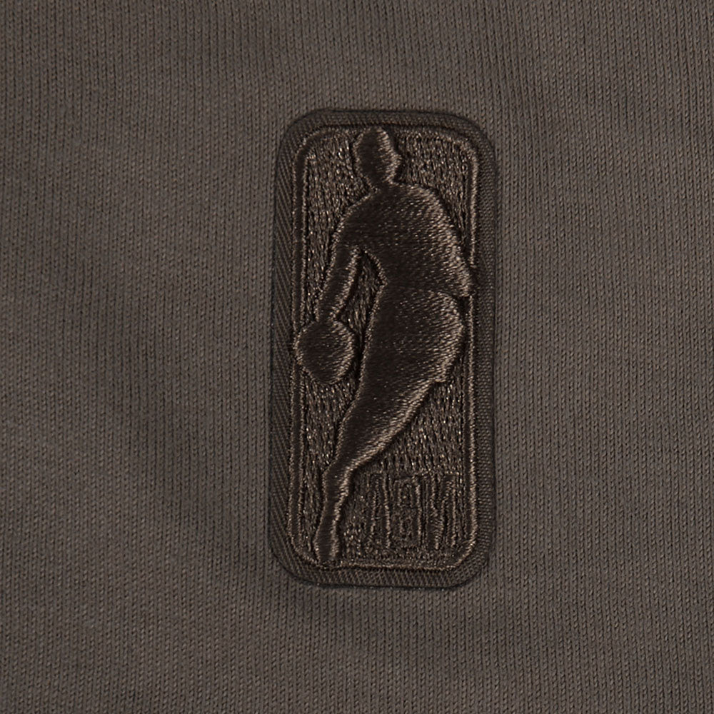NBA MILWAUKEE BUCKS NEUTRAL T-SHIRT À MANCHES COURTES ET À COUPE CARRÉE POUR FILLE JUNIOR (TAUPE FONCÉ)