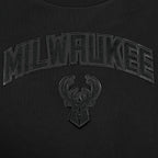NBA MILWAUKEE BUCKS TRIPLE BLACK WOMEN'S FLC CREWNECK (TRIPLE BLACK)