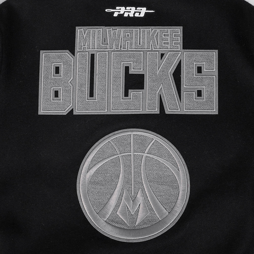 NBA MILWAUKEE BUCKS REVERSE FRENCH TERRY BLOUSON COLLÉGIAL EN LAINE POUR FEMME (NOIR/GRIS/COQUILLE D'ŒUF)