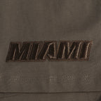 NBA MIAMI HEAT NEUTRAL T-SHIRT À ÉPAULES TOMBANTES POUR HOMME (TAUPE FONCÉ)