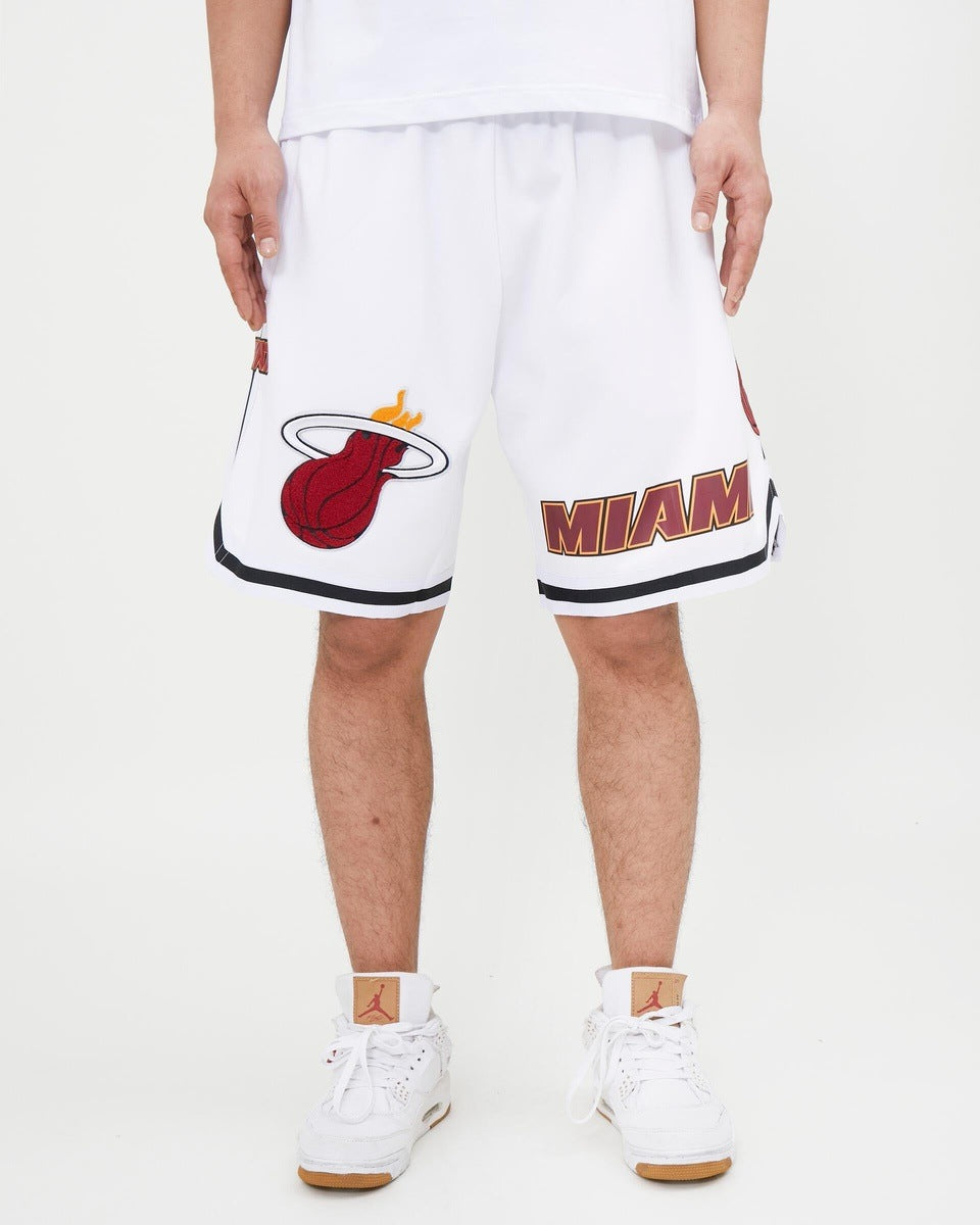 NBA MIAMI HEAT SHORT PRO TEAM À LOGO POUR HOMME (BLANC)