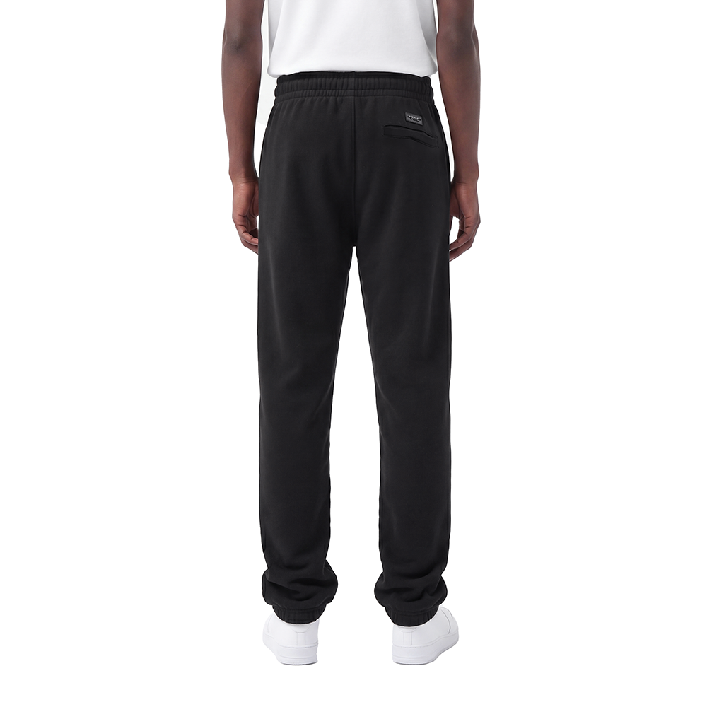 BMH456069-BLK-MODEL-2