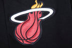 NBA MIAMI HEAT CLASSIC CHENILLE MEN'S PULLOVER HOODIE (BLACK)