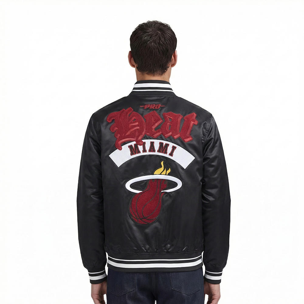 NBA MIAMI HEAT BEST OF BLOUSON EN SATIN À BORDS CÔTELÉS POUR HOMME (NOIR)