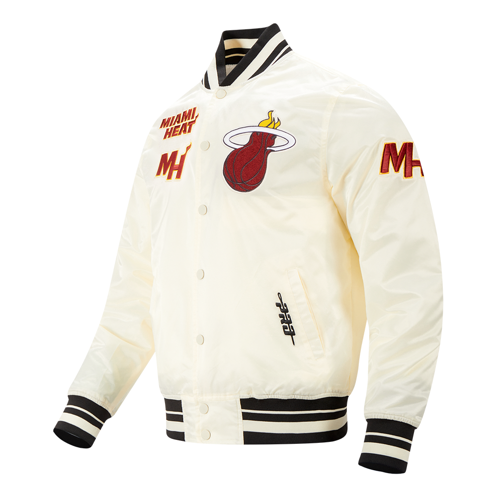 NBA MIAMI HEAT RETRO CLASSIC BLOUSON EN SATIN À BORDS CÔTELÉS POUR HOMME (COQUILLE D'ŒUF/NOIR)