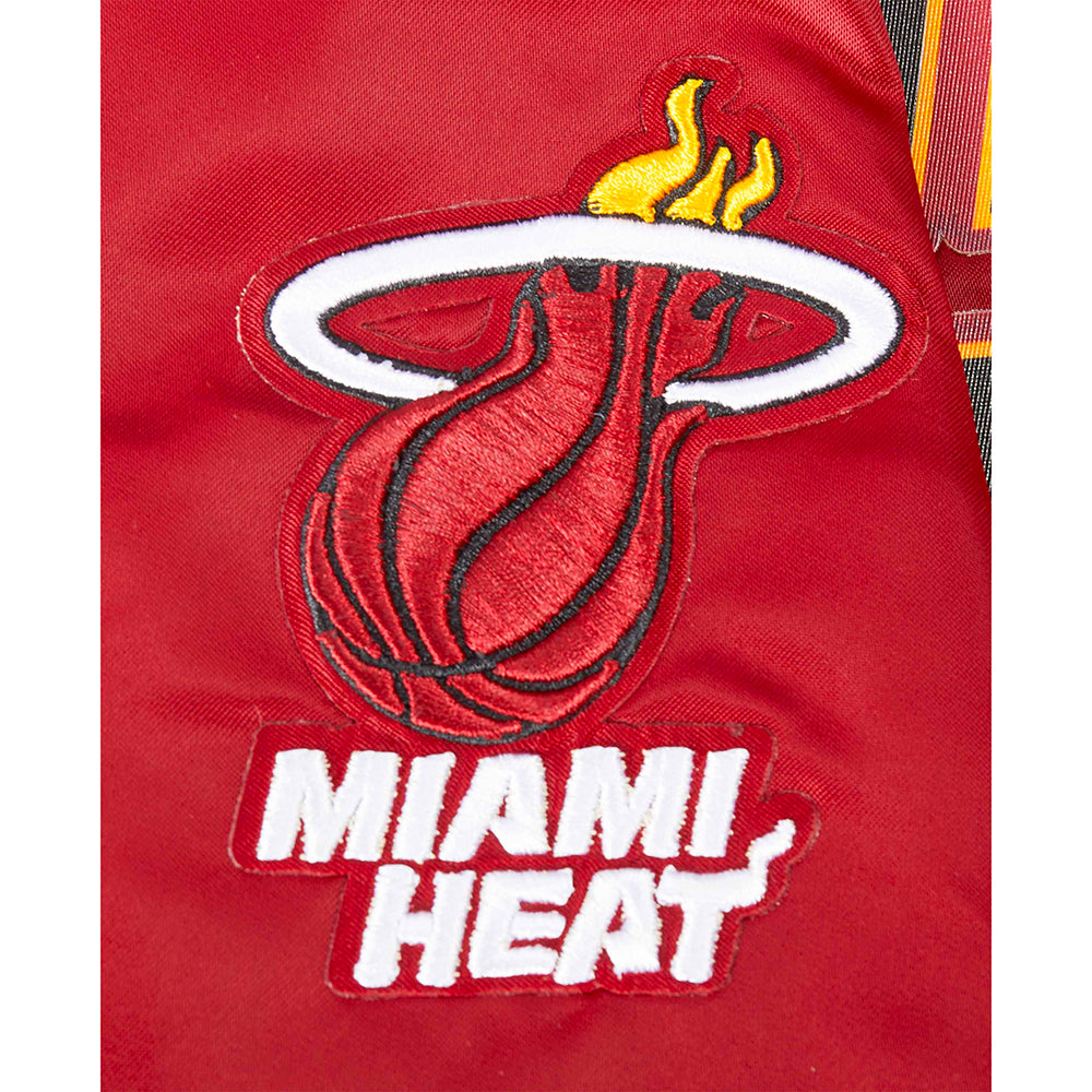 NBA MIAMI HEAT CLASSIC BLOUSON EN SATIN POUR GARÇON JUNIOR (ROUGE CARDINAL)