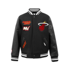 NBA MIAMI HEAT RETRO CLASSIC BLOUSON COLLÉGIAL EN LAINE À BORDS CÔTELÉS POUR GARÇON JUNIOR (NOIR)