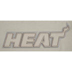 NBA MIAMI HEAT NEUTRAL T-SHIRT À MANCHES COURTES ET À COUPE CARRÉE POUR FILLE JUNIOR (TAUPE)