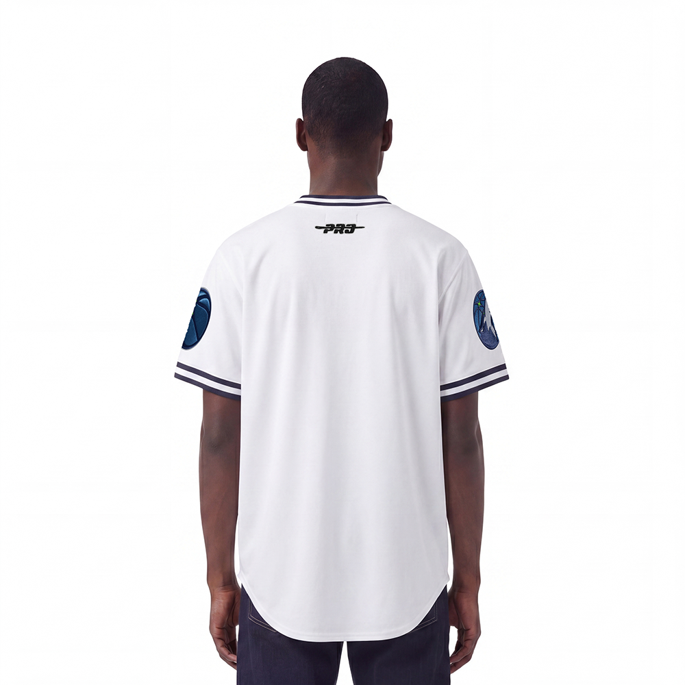 BMT152740-WHT-MODEL-2