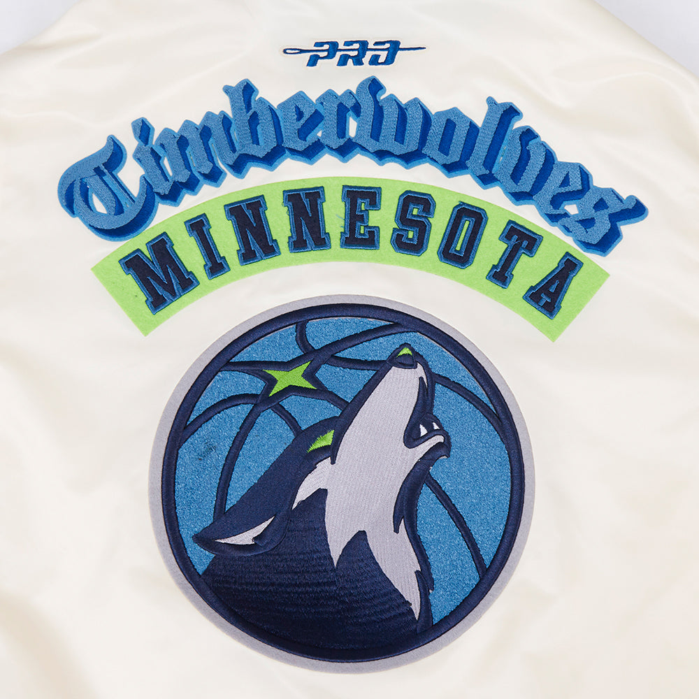 NBA MINNESOTA TIMBERWOLVES BEST OF BLOUSON EN SATIN À BORDS CÔTELÉS POUR HOMME (COQUILLE D'ŒUF/MARINE MINUIT)