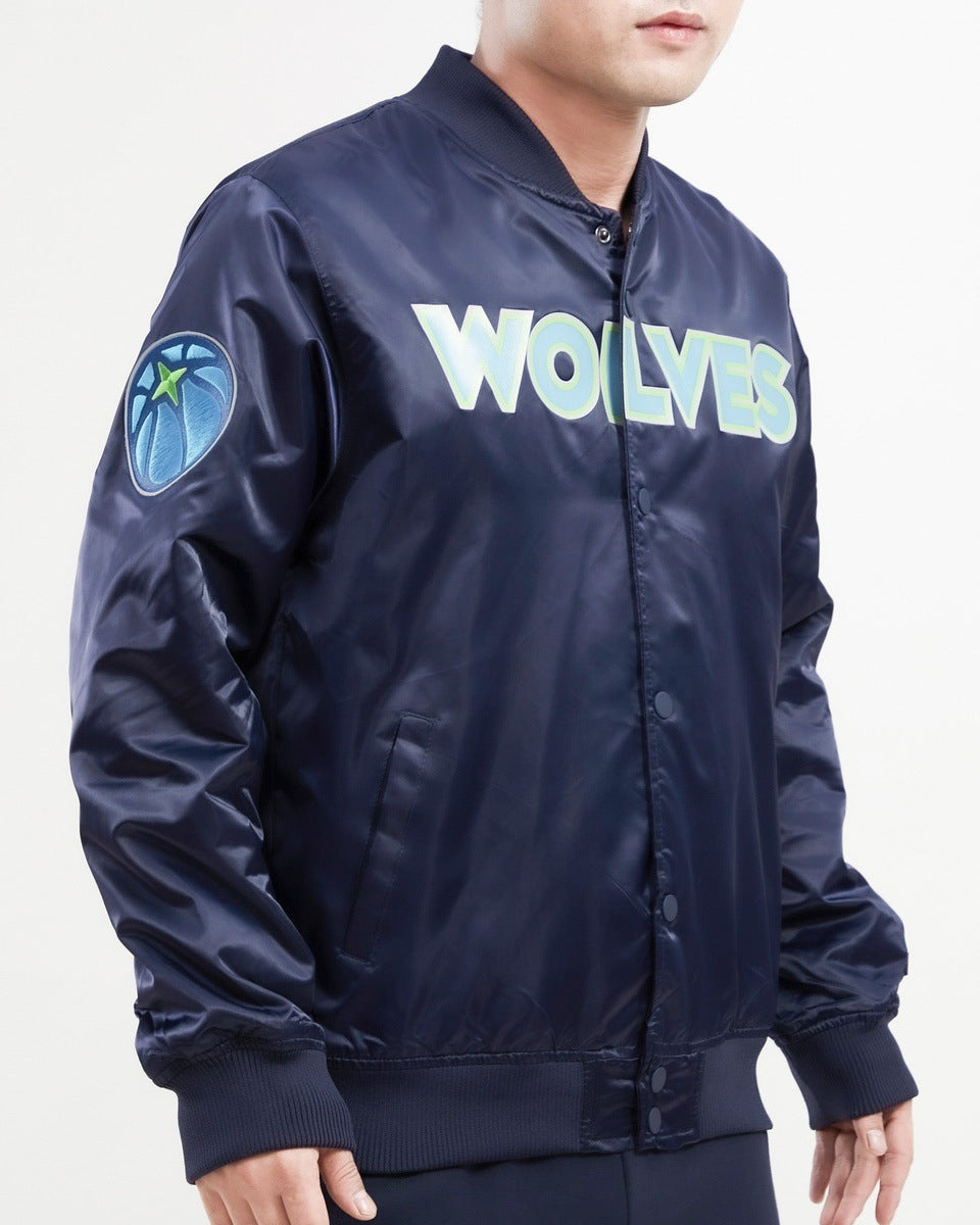 NBA MINNESOTA TIMBERWOLVES BLOUSON EN SATIN À GRAND LOGO POUR HOMME (MARINE MINUIT)