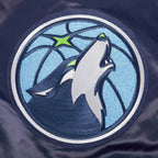 NBA MINNESOTA TIMBERWOLVES RETRO CLASSIC BLOUSON EN SATIN À BORDS CÔTELÉS POUR GARÇON JUNIOR (MARINE MINUIT)
