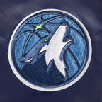 NBA MINNESOTA TIMBERWOLVES RETRO CLASSIC BLOUSON EN SATIN À BORDS CÔTELÉS POUR GARÇON JUNIOR (MARINE MINUIT)