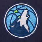 NBA MINNESOTA TIMBERWOLVES RETRO CLASSICS BLOUSON COLLÉGIAL POUR GARÇON JUNIOR (MARINE MINUIT/BLANC)