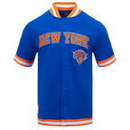 NBA NEW YORK KNICKS CLASSIC BLOUSON PRO EN MAILLE DOUBLE À MANCHES COURTES POUR HOMME (BLEU ROYAL/ORANGE)