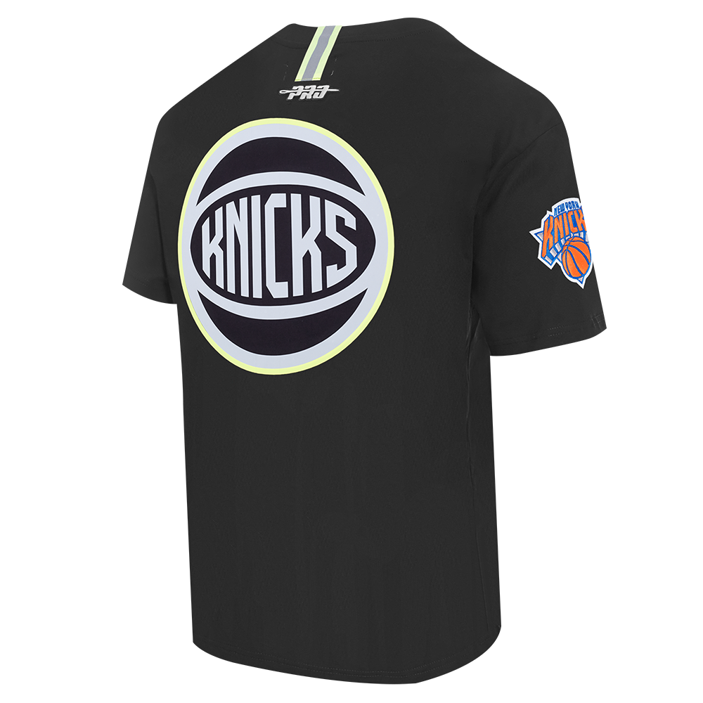 NBA NEW YORK KNICKS UNDER THE LIGHTS T-SHIRT EN JERSEY SIMPLE POUR HOMME (NOIR)