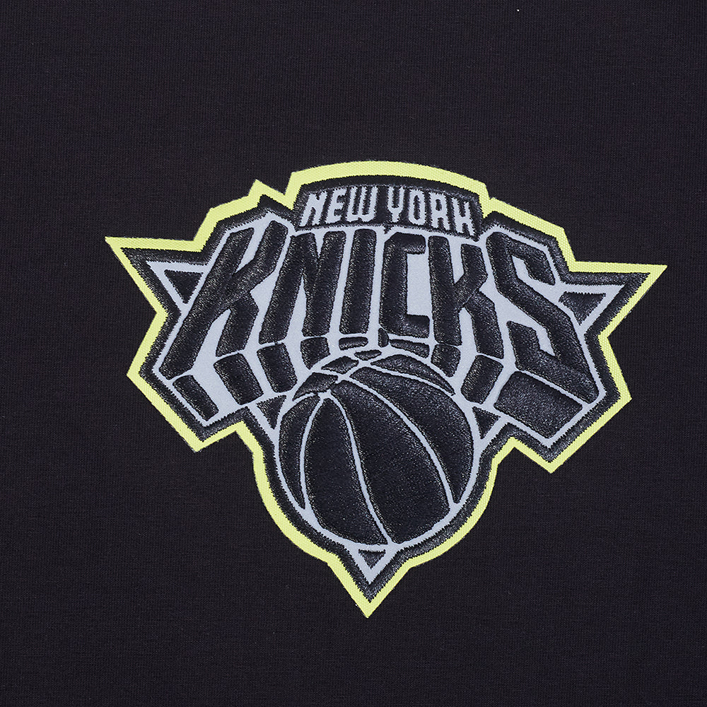 NBA NEW YORK KNICKS UNDER THE LIGHTS T-SHIRT EN JERSEY SIMPLE POUR HOMME (NOIR)