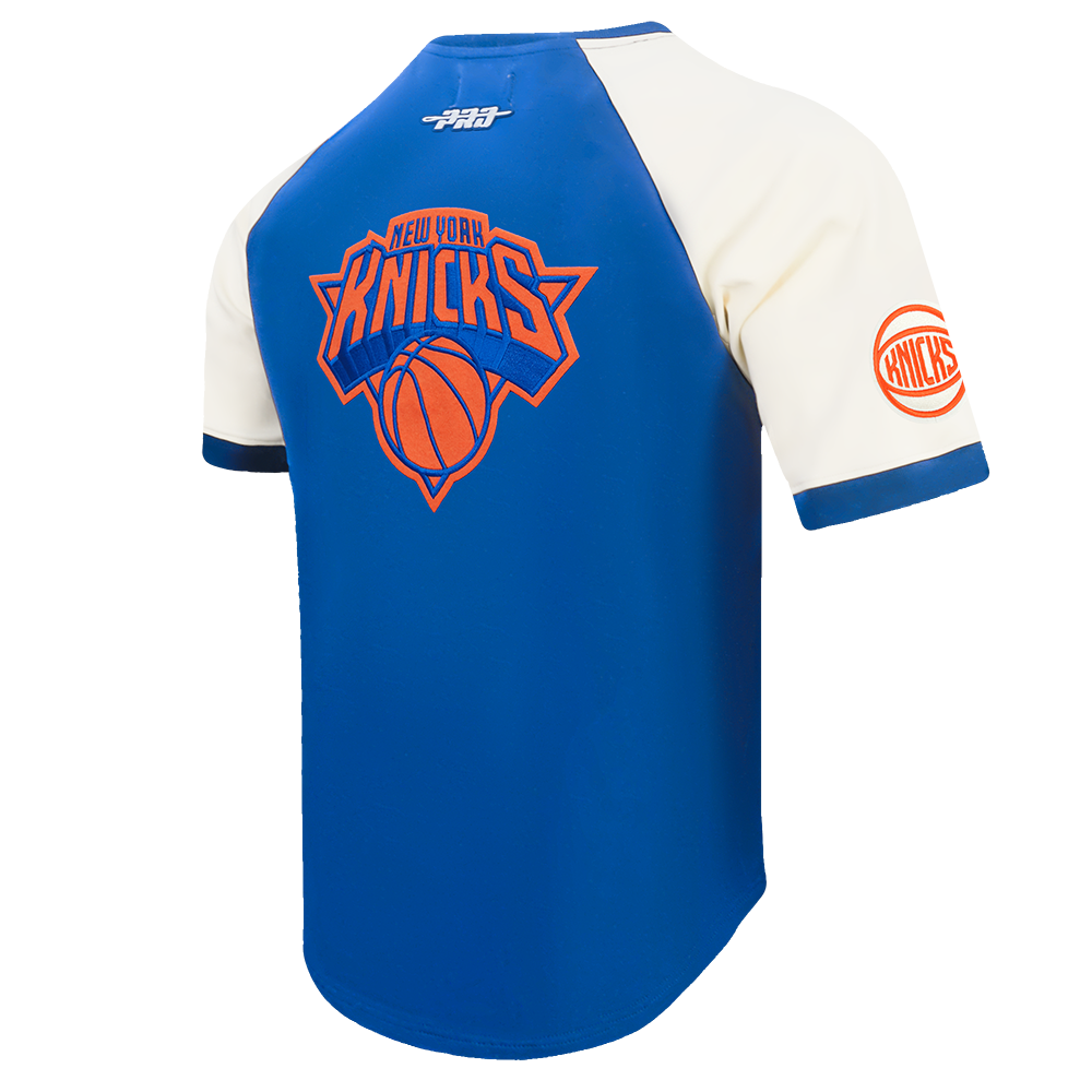 NBA NEW YORK KNICKS FIRST TEAM MEN'S RAGLAN TEE (EGGSHELL/ROYAL BLUE)