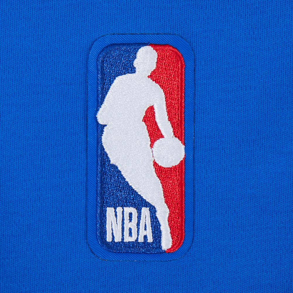 NBA NEW YORK KNICKS FIRST TEAM MEN'S RAGLAN TEE (EGGSHELL/ROYAL BLUE)