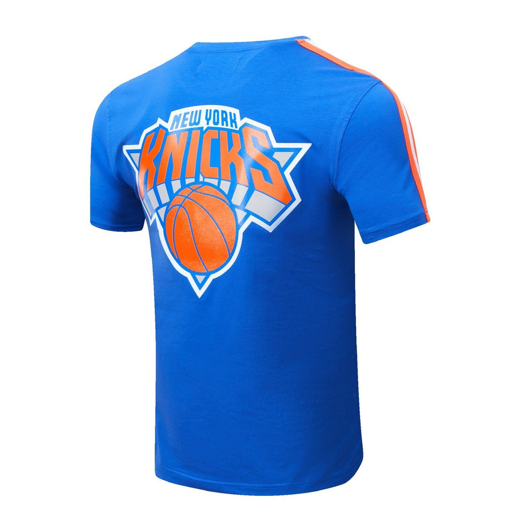 NBA NEW YORK KNICKS T-SHIRT PRO TEAM À BANDES ET À LOGO POUR HOMME (BLEU ROYAL/ORANGE)