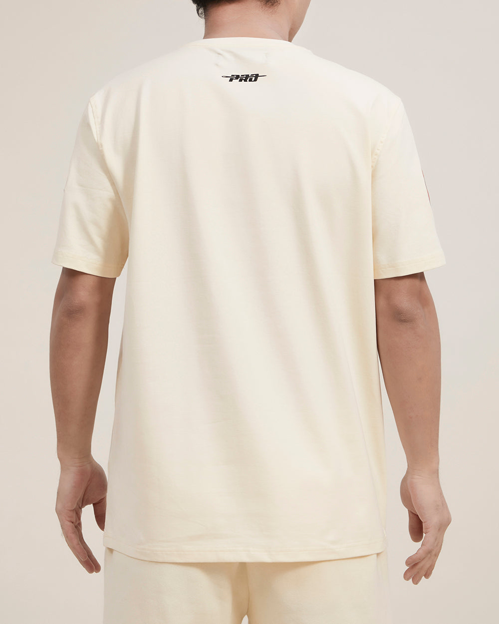 NBA NEW YORK KNICKS ROSES MEN'S TEE (EGGSHELL)