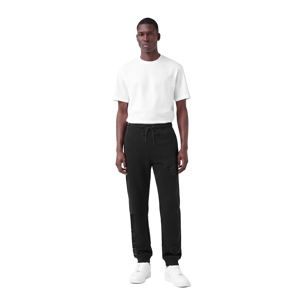BNK453434-BLK-MODEL-3