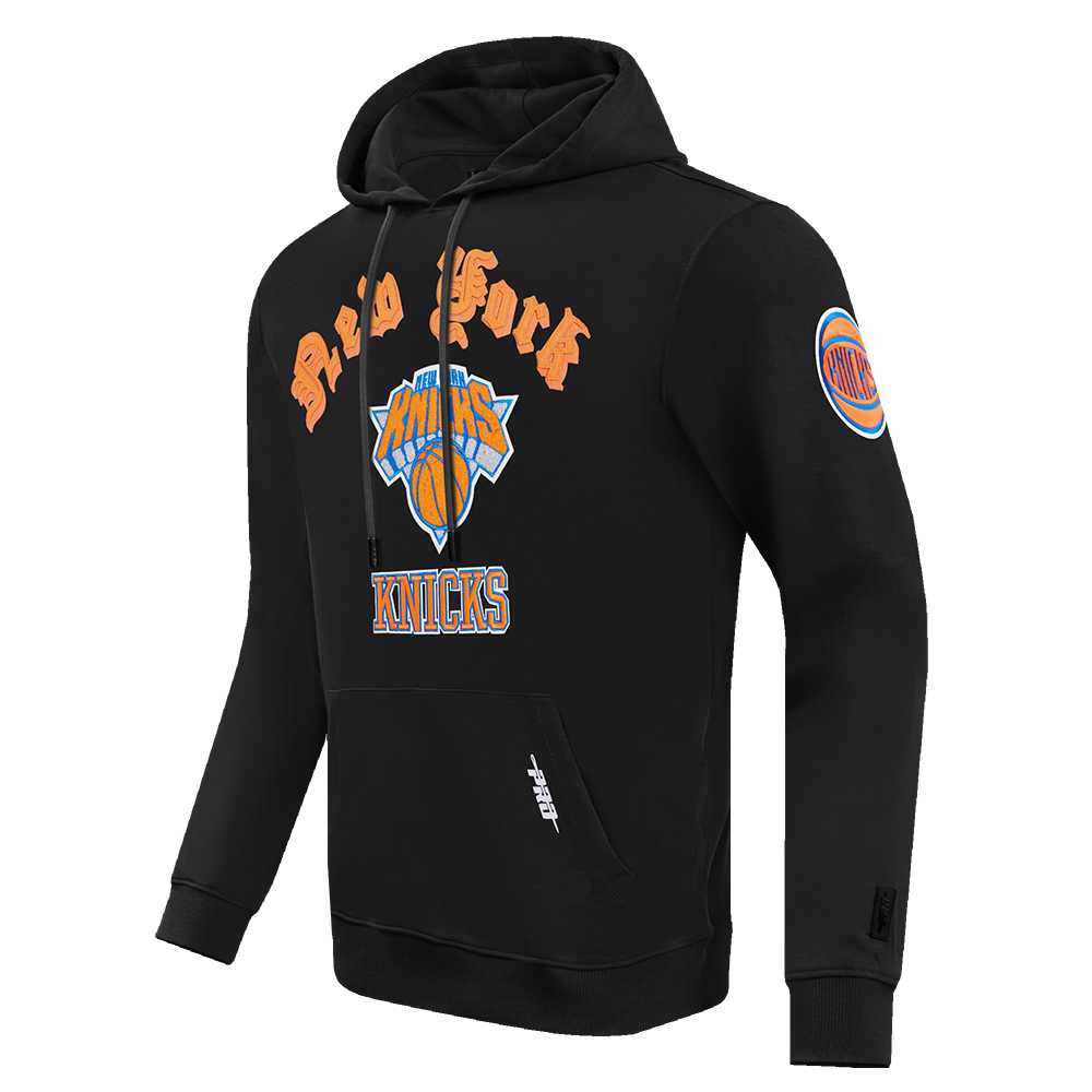 NBA NEW YORK KNICKS OLD ENGLISH MEN'S PULLOVER HOODIE (BLACK)