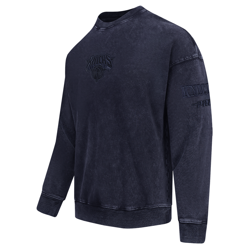 NBA NEW YORK KNICKS WASHED CLASSIC MEN'S ENZYME WASH DROP SHOULDER FLC CREWNECK (WASHED MIDNIGHT NAVY)