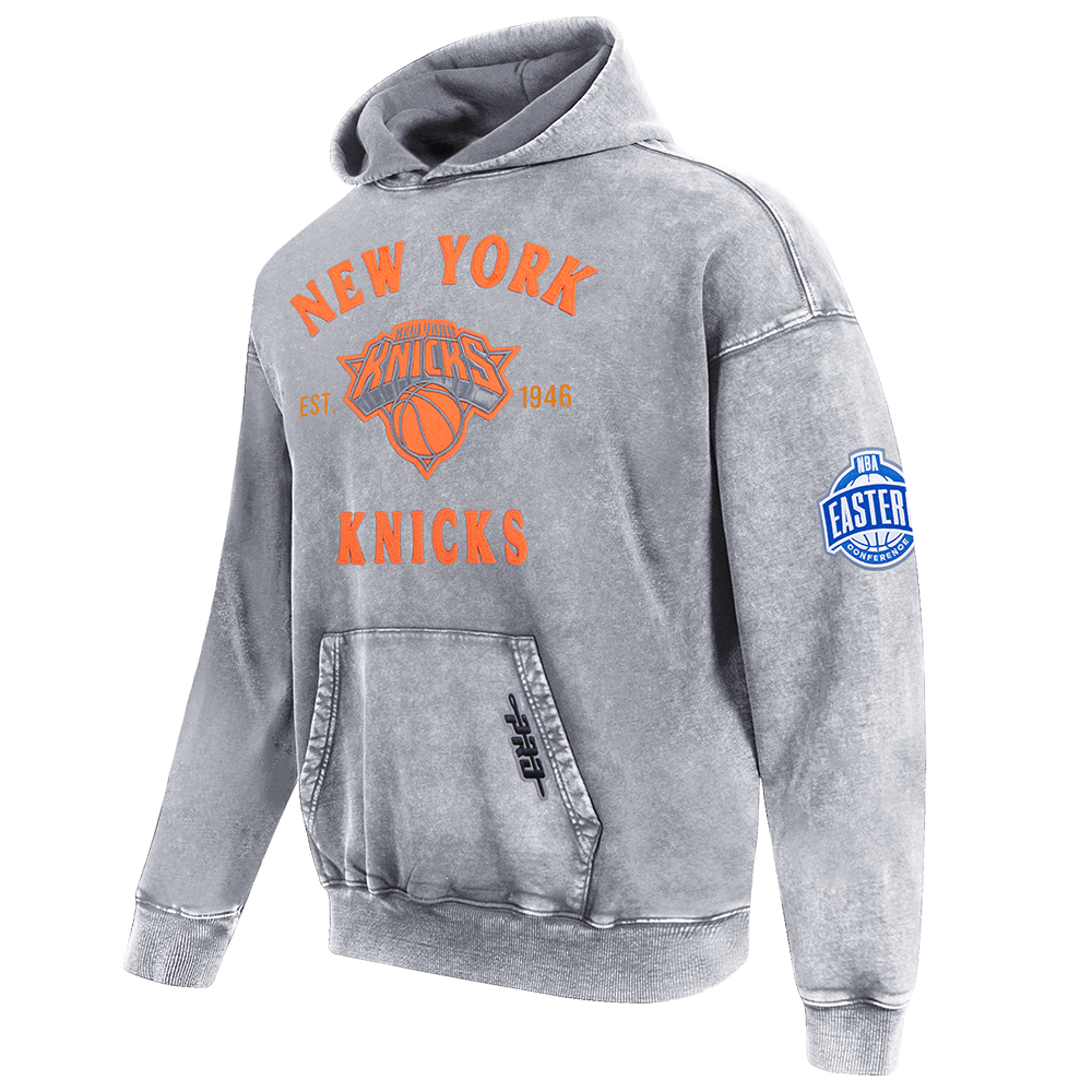 NBA NEW YORK KNICKS FIRST TEAM MEN'S PULL OVER HOODIE (WASHED GREY)