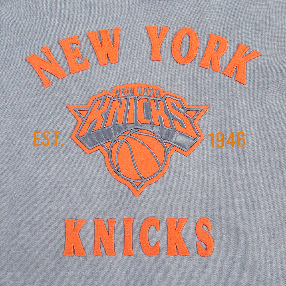 NBA NEW YORK KNICKS FIRST TEAM MEN'S PULL OVER HOODIE (WASHED GREY)