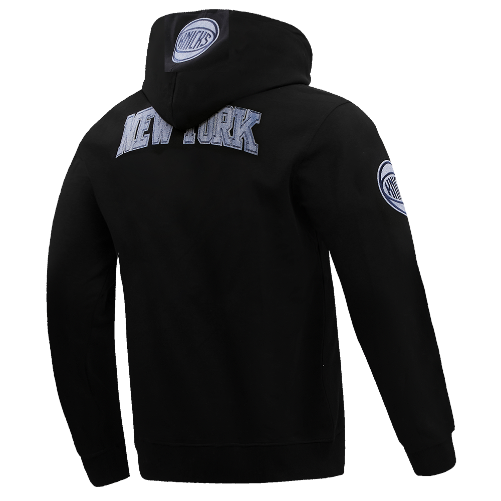 NBA NEW YORK KNICKS VARSITY BLUES MEN'S PULLOVER HOODIE (BLACK)