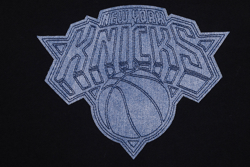 NBA NEW YORK KNICKS VARSITY BLUES MEN'S PULLOVER HOODIE (BLACK)