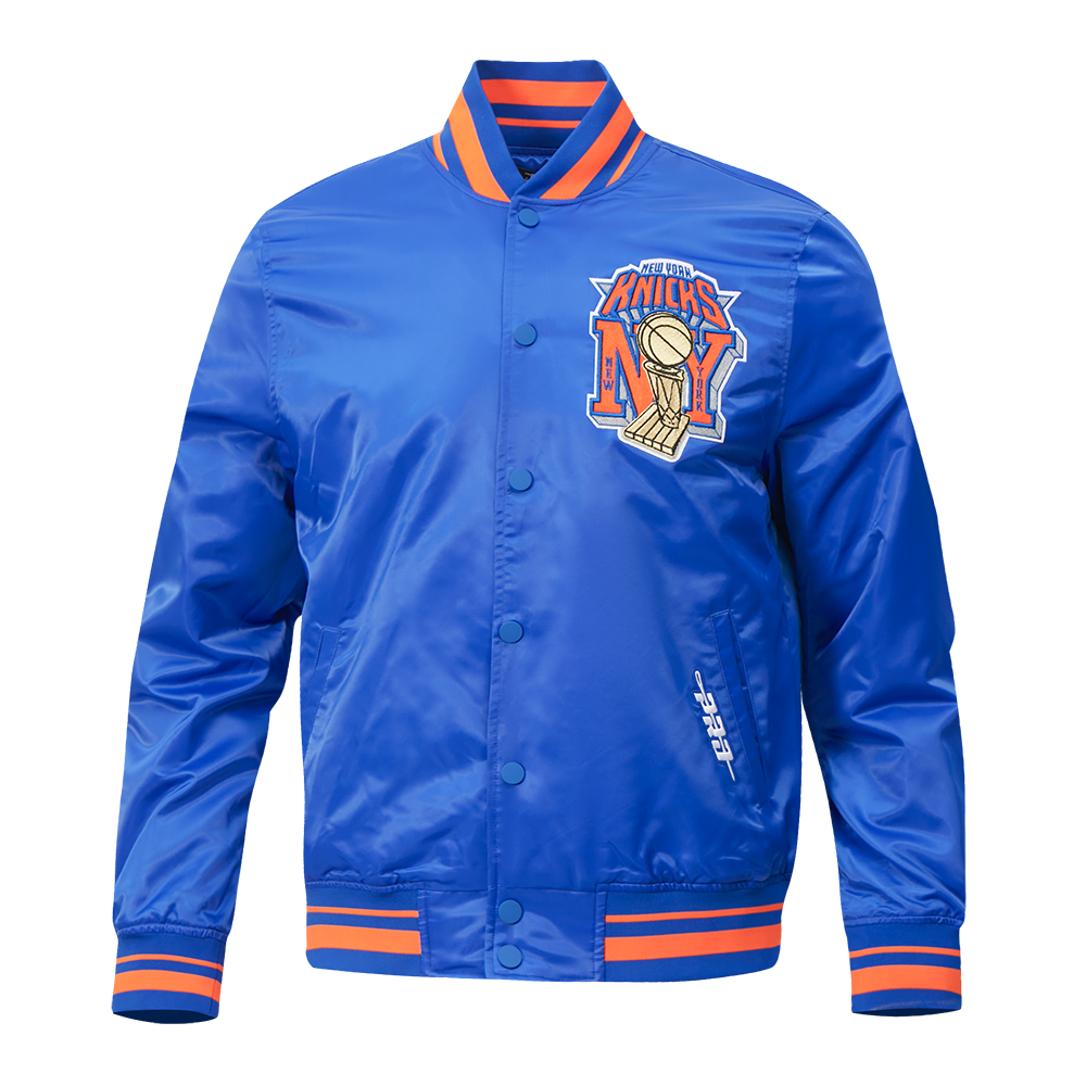 NBA NEW YORK KNICKS BLOUSON EN SATIN POUR HOMME (BLEU ROYAL/ORANGE/BLEU ROYAL)