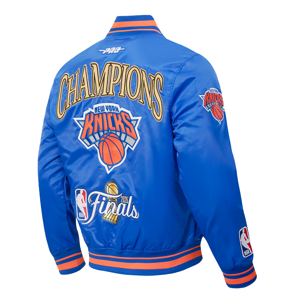 NBA NEW YORK KNICKS BLOUSON EN SATIN POUR HOMME (BLEU ROYAL/ORANGE/BLEU ROYAL)