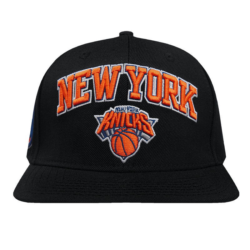 NBA NEW YORK KNICKS CASQUETTE SNAPBACK LOGO EMPILÉ POUR UNISEXE (NOIR)