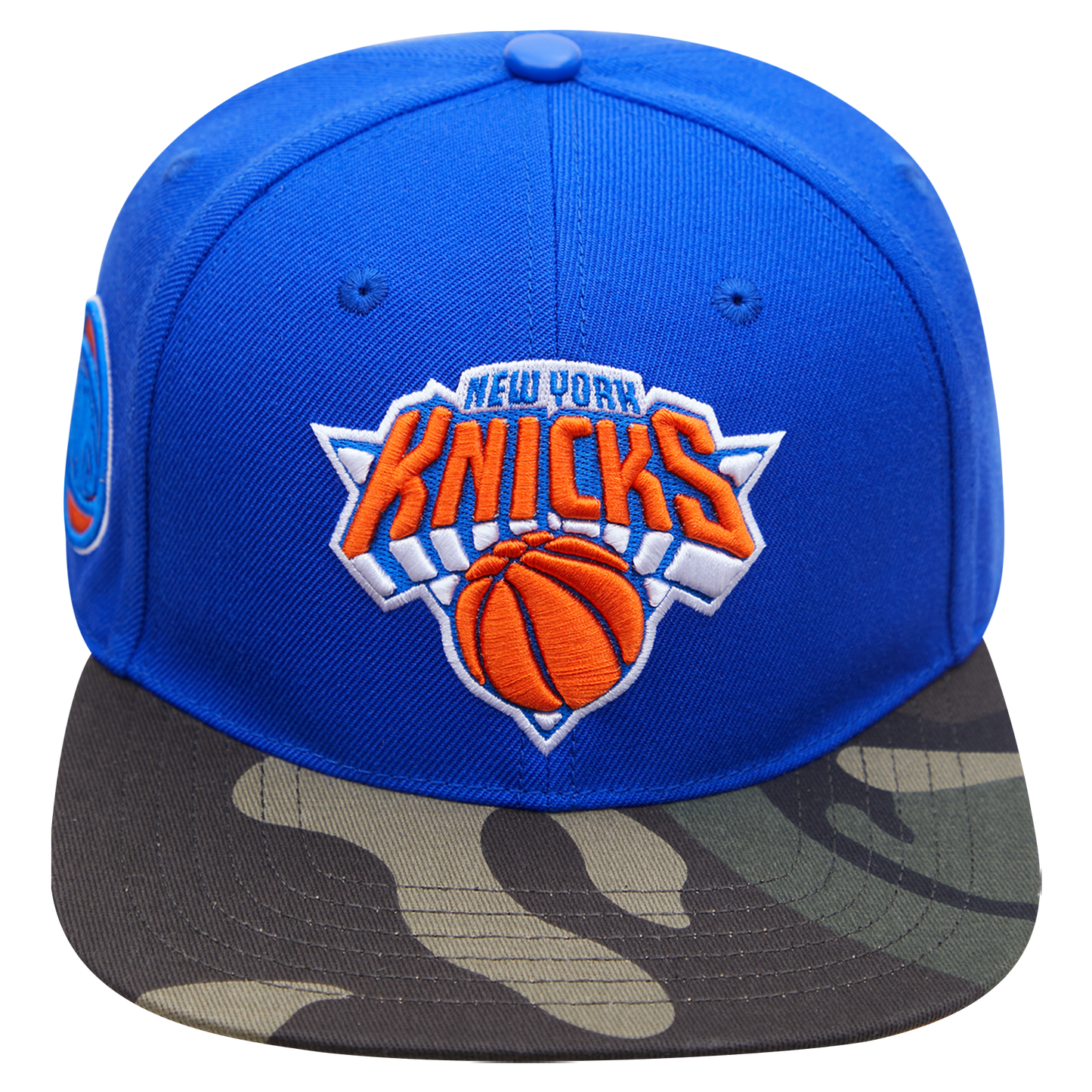 CASQUETTE UNISEXE SNAPBACK AVEC LOGO NBA NEW YORK KNICKS CAMO (BLEU ROI/CAMOUFLAGE)