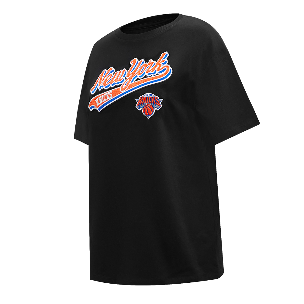 NBA NEW YORK KNICKS SCRIPT TAIL WOMEN'S BOYFRIEND TEE (BLACK)