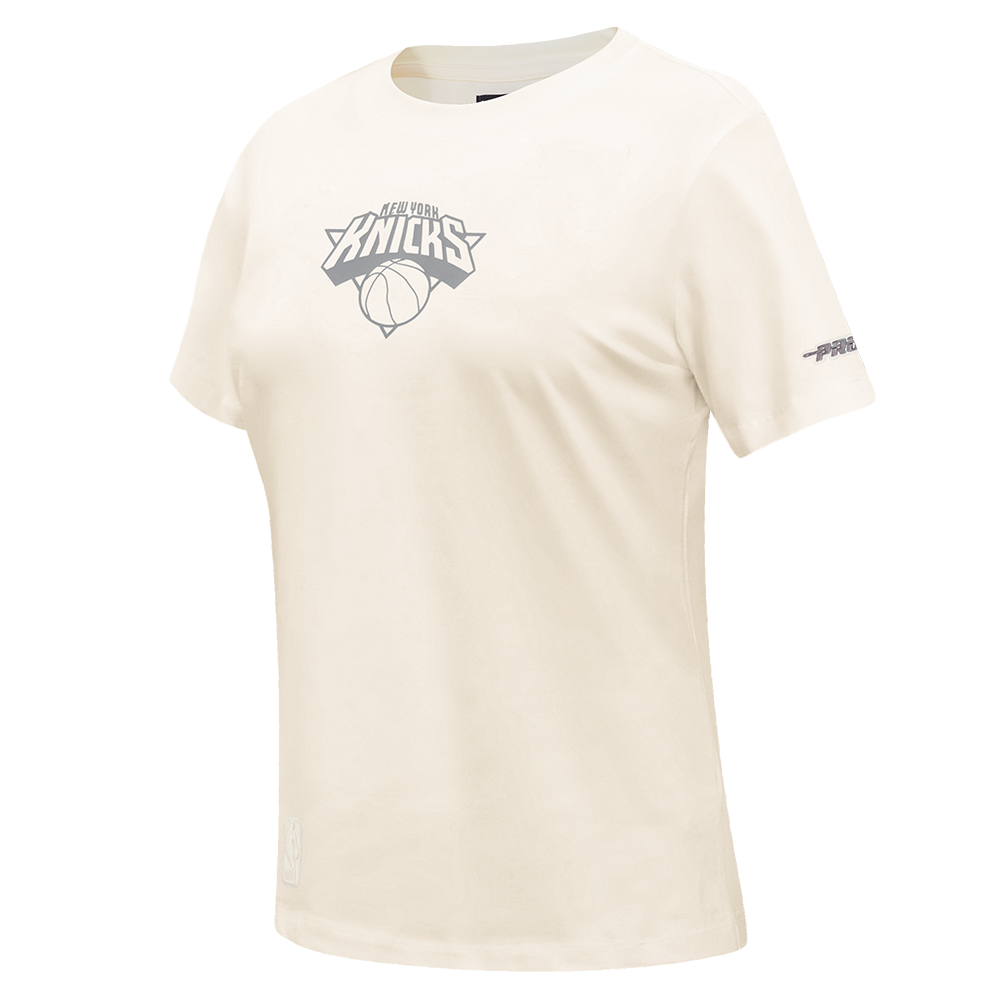 NBA NEW YORK KNICKS STREET TEAM WOMEN'S SJ SLIM FIT TEE (EGGSHELL)