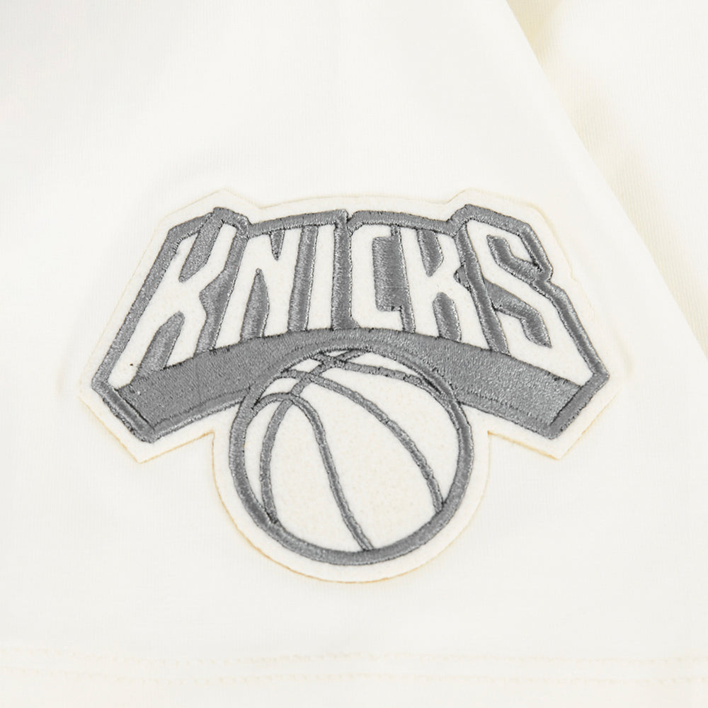 NBA NEW YORK KNICKS STREET TEAM WOMEN'S SJ SLIM FIT TEE (EGGSHELL)